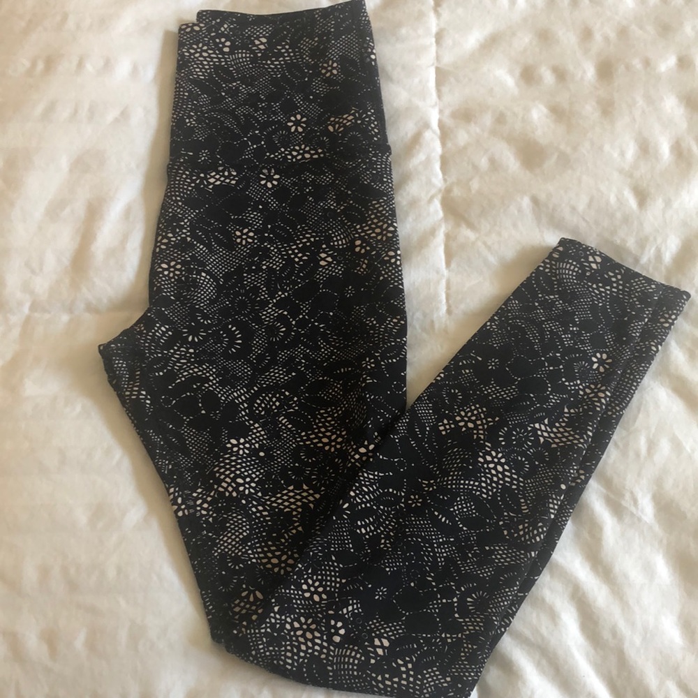 Beyond yoga leggings